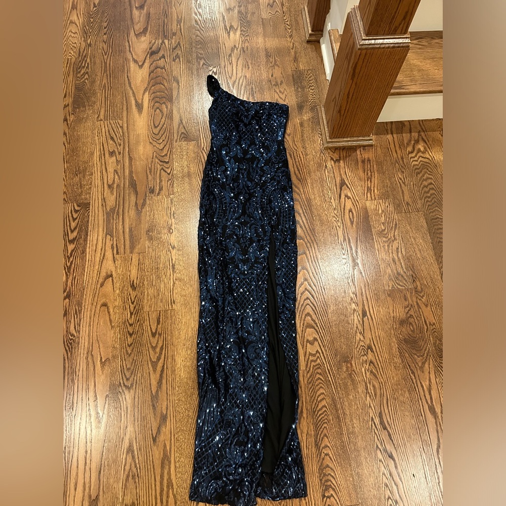 Windsor Black and Blue Prom Dress